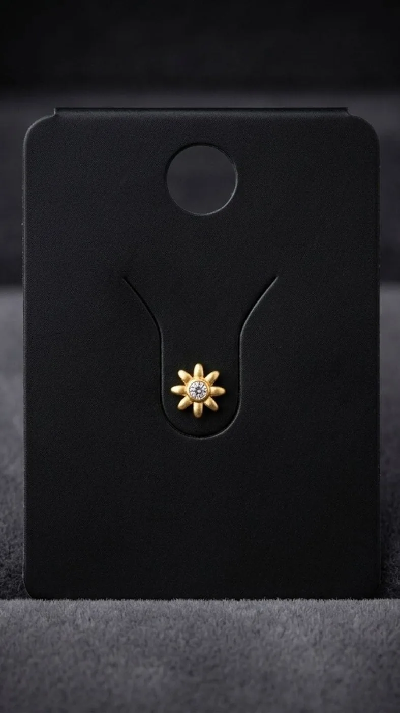 Small Flower Nose Pin